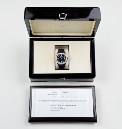 Patek Philippe Aquanaut 5168g-001 White Gold Blue Dial