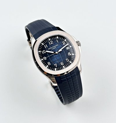 Patek Philippe Aquanaut 5168g-001 White Gold Blue Dial 2021