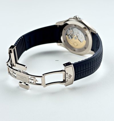 Patek Philippe Aquanaut 5168g-001 White Gold Blue Dial 2021