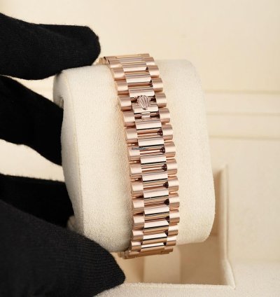Rolex Day-date 36 128235 18k Rose Gold Green Aventurine Diamond Dial 36 Mm