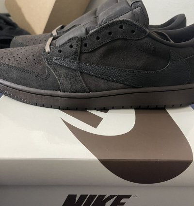 Travis Scott Jordan One Low Velvet Browns