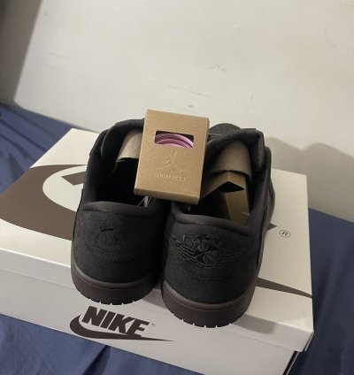 Travis Scott Jordan One Low Velvet Browns