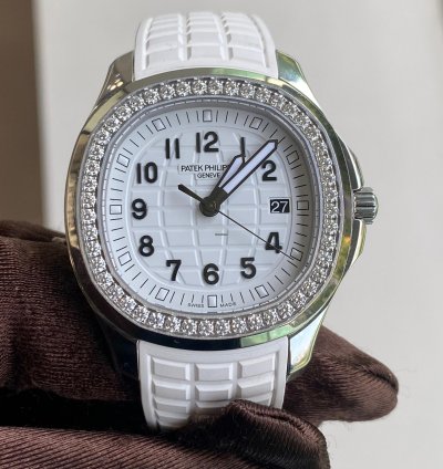 Patek Philippe Aquanaut 5267 200a-010