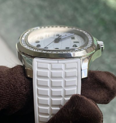 Patek Philippe Aquanaut 5267 200a-010