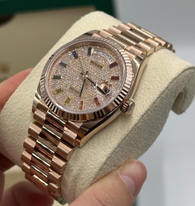 Rolex Day-date 36 128235 Rainbow Pave