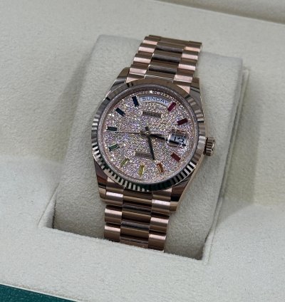 Rolex Day-date 36 128235 Rainbow Pave