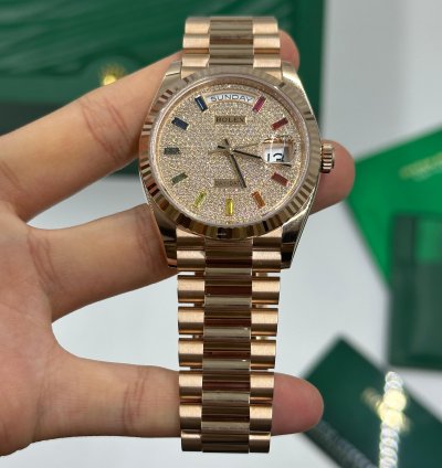 Rolex Day-date 36 128235 Rainbow Pave
