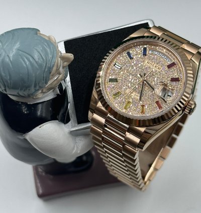 Rolex Day-date 36 128235 Rainbow Pave