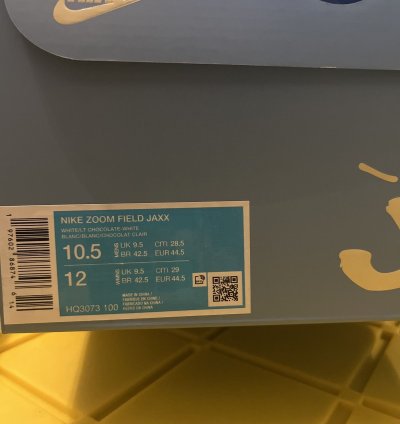 Travis Scott Nike Zoom Field Jaxx - Lt Chocolate