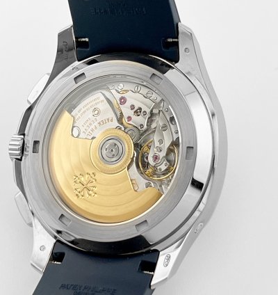 Patek Philippe Aquanaut 5968g-001 White Gold Blue Dial 2022