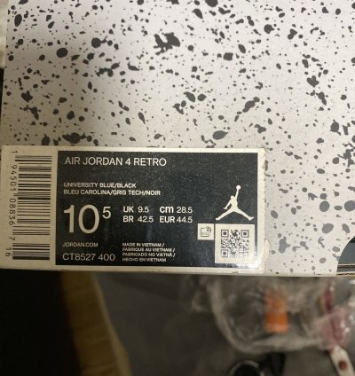 University Blue Jordan 4