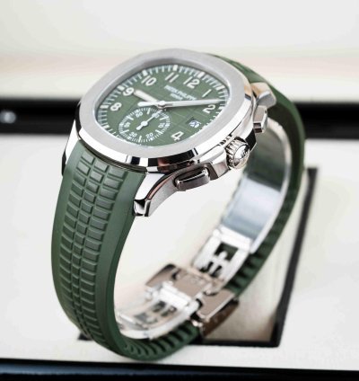 Patek Philippe Aquanaut 5968g-010 - 2021