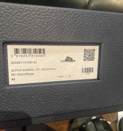 Dior Oblique Logo Slides