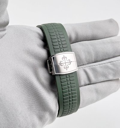 Patek Philippe Aquanaut 5968g-010 Chronograph White Gold Khaki Green Dial 2024