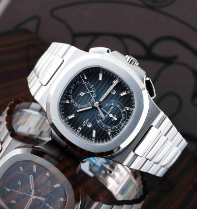 Patek Philippe Aquanaut 5990 1a-011
