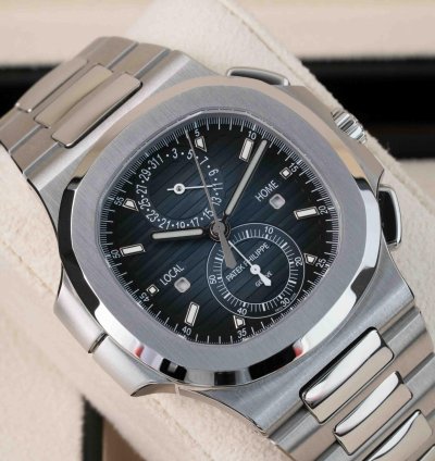Patek Philippe Aquanaut 5990 1a-011