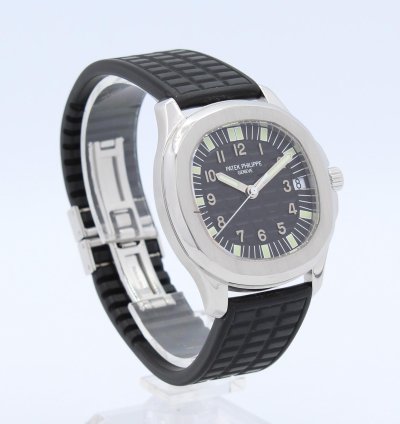 Patek Philippe Aquanaut Automatic Steel Ref 5065a-001
