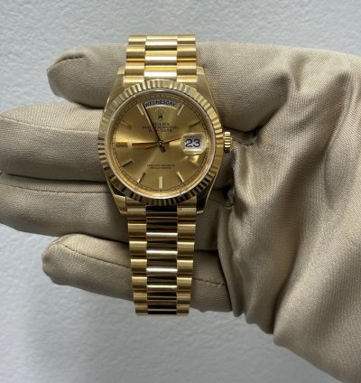 Rolex Day-date 36 128238 Champagne Index Dial 2023