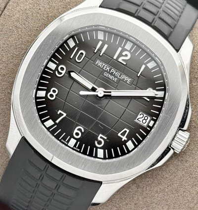 Patek Philippe Aquanaut Black Dial Steel Rubber Bracelet
