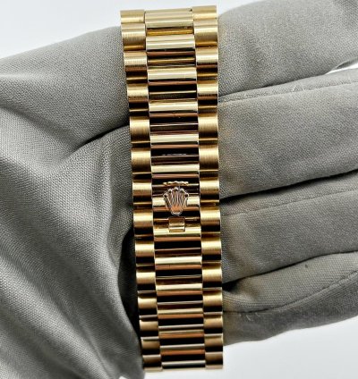 Rolex Day-date 36 128238 Yellow Gold Green Diamond Dial 2024
