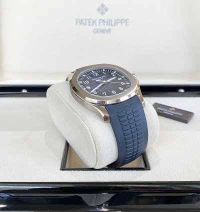 Patek Philippe Aquanaut Blue White Gold 2021 Full Set