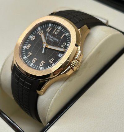 Patek Philippe Aquanaut Brown Dial - 18kt Rose Gold - Like New - Never Polished - Ref 5167r-001 - 2015