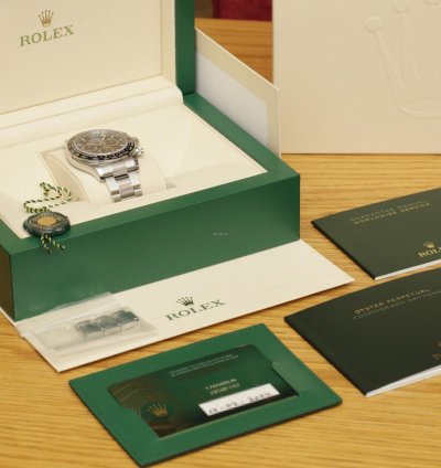 Rolex Daytona 126500ln Black Dial - Unworn Full Set