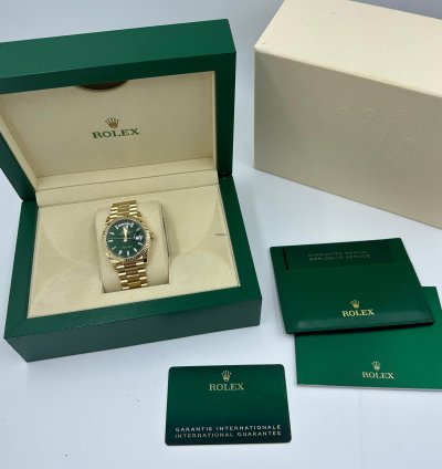Rolex Day-date 36 128238a Bright Green Dial
