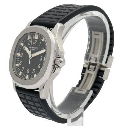 Patek Philippe Aquanaut First Generation With Extract Of Archives Box
