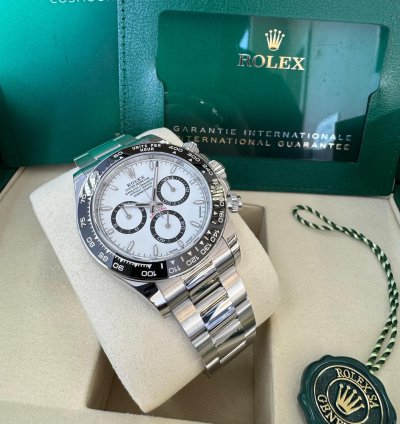 Rolex Daytona 126500ln Panda 2025