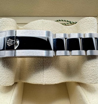 Rolex Daytona 126500ln Panda New 2025