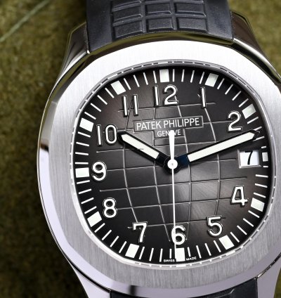 Patek Philippe Aquanaut Full Set Service