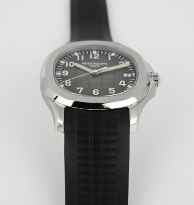 Patek Philippe Aquanaut Full Set Service
