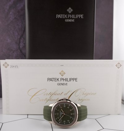 Patek Philippe Aquanaut Jumbo 18k White Gold Khaki Green Men Watch 5168g-010