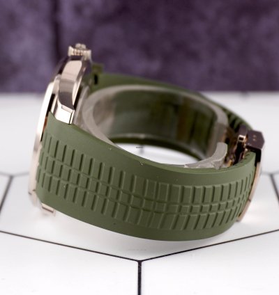 Patek Philippe Aquanaut Jumbo 18k White Gold Khaki Green Men Watch 5168g-010