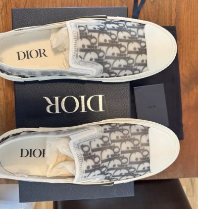 Dior White Oblique Slip On Sneakers sz 44