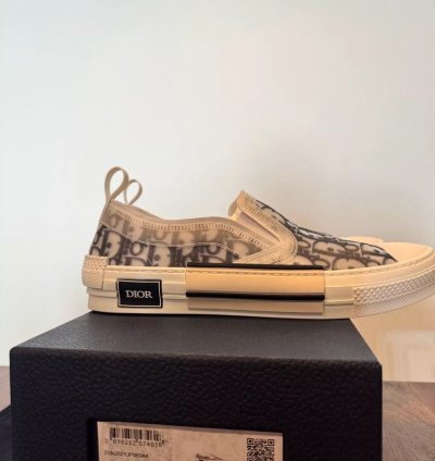 Dior White Oblique Slip On Sneakers sz 44