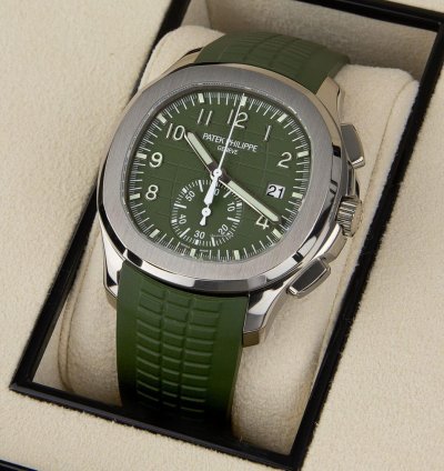 Patek Philippe Aquanaut Jumbo 18kt White Gold Automatic 5968g-010