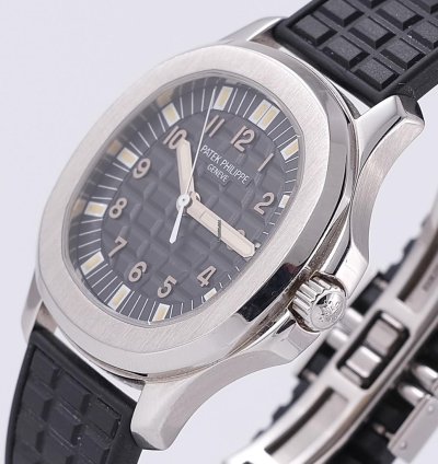 Patek Philippe Aquanaut Jumbo 5065a-001