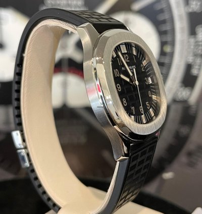 Patek Philippe Aquanaut Jumbo Ref 5065a Tritium Dial