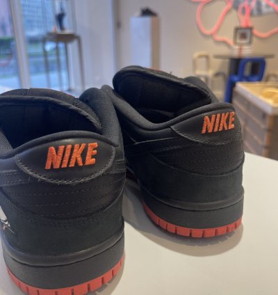 Nike Sb Dunk Low Black Pigeon