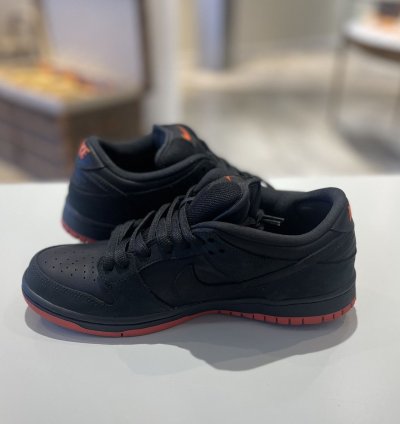 Nike Sb Dunk Low Black Pigeon