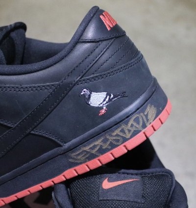 Nike Sb Dunk Low Black Pigeon Autographed