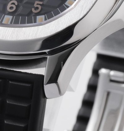 Patek Philippe Aquanaut Large 5065a-001 Used Mens