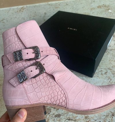 Embossed Crocodile Chain Boots