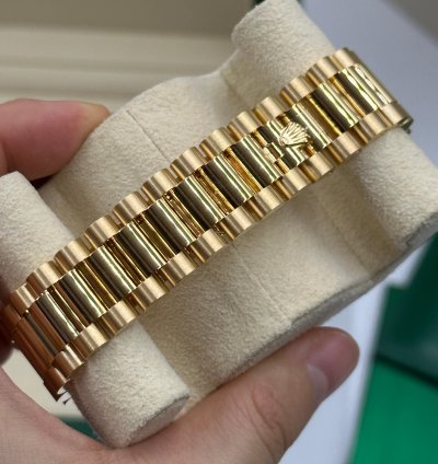 Rolex Day-date 36 128348rbr Green Bezel Ombr Diamond Dial Yellow Gold President Diamond Bezel