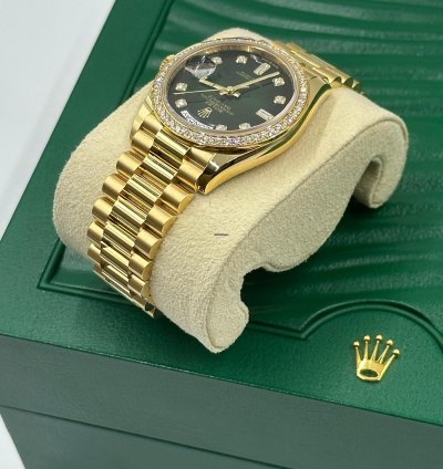 Rolex Day-date 36 128348rbr Green Bezel Ombr Diamond Dial Yellow Gold President Diamond Bezel