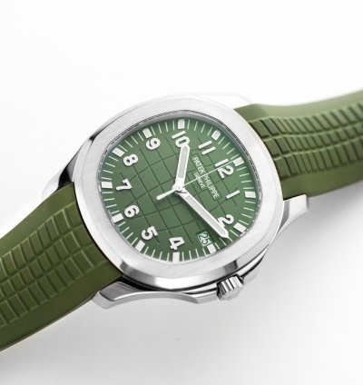 Patek Philippe Aquanaut Like New - 2023 - 5168g
