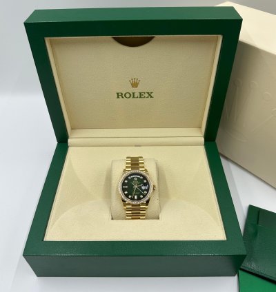 Rolex Day-date 36 128348rbr Green Bezel Ombr Diamond Dial Yellow Gold President Diamond Bezel