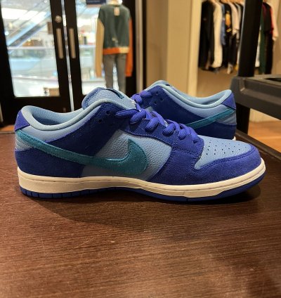 Nike Sb Dunk Low Blue Raspberry
